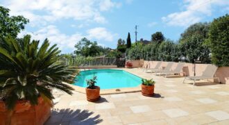 Plateau des Martégaux maison T6 avec piscine et grand terrain